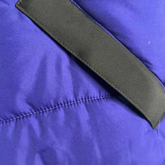 The north face woman purple puffer vest size xsmall - Picture 6 of 12